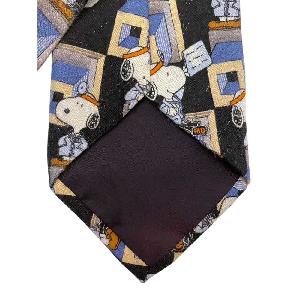 Peanuts United Feature Syndicate Men's Neck Tie Black Clean Bill Of Health Silk